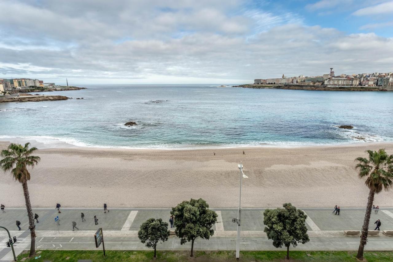 Apartamento En Primera Linea De Playa Riazor A Coruna Luaran gambar