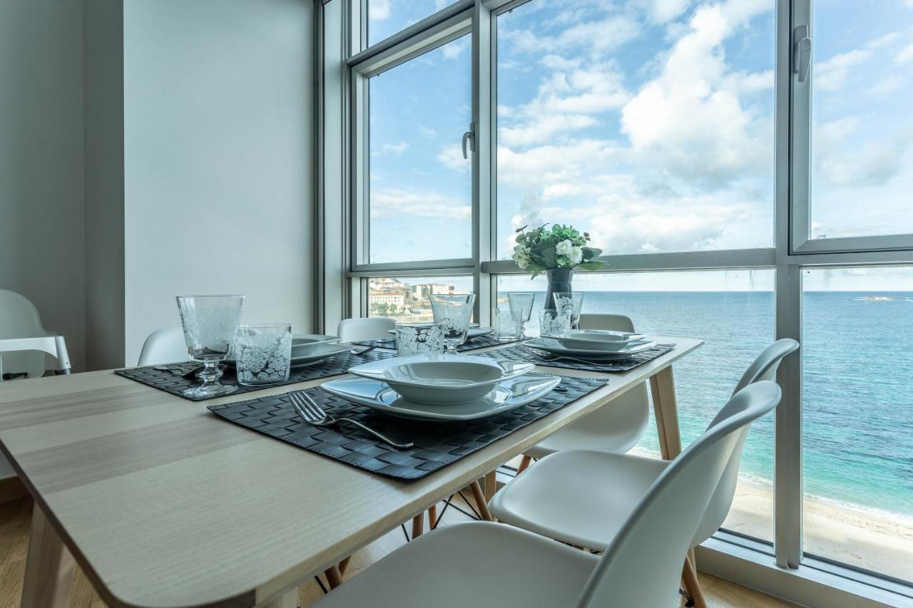 Apartamento En Primera Linea De Playa Riazor A Coruna Luaran gambar